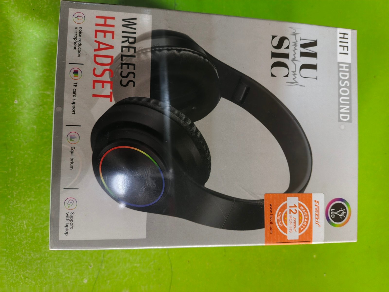 0-0x0-0-0# Wireless headset - Image 1