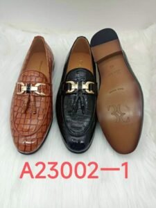 Cooperate shoe